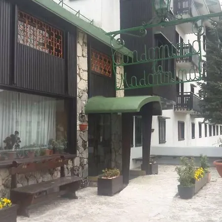 Ampio Trilocale In La Madonnina In 佩斯卡塞罗利