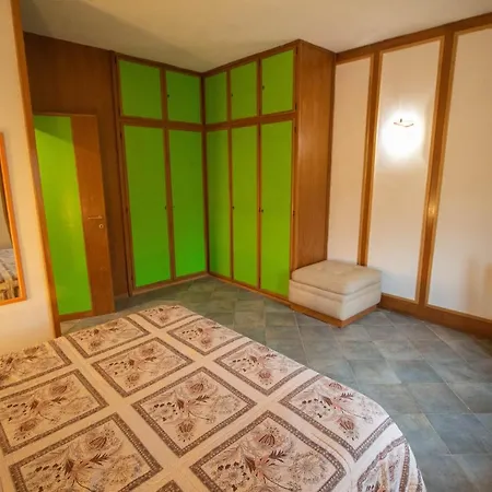 Ampio Trilocale In La Madonnina In Апартаменты *