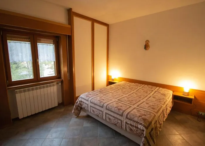 Ampio Trilocale In La Madonnina In *