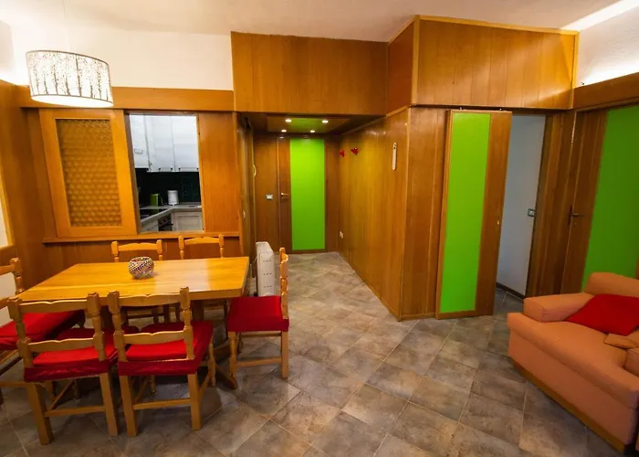 Apartment Ampio Trilocale In La Madonnina In *